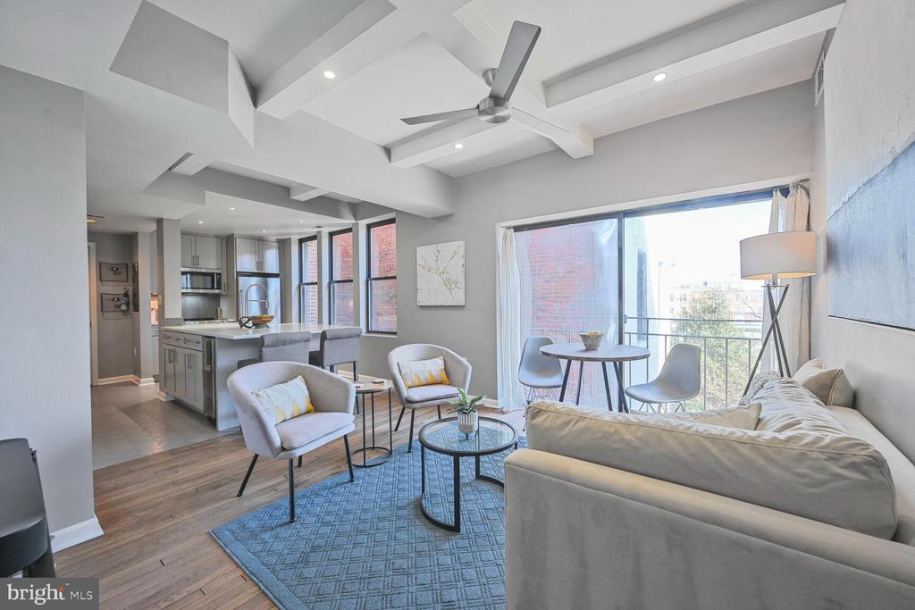 1812 Vernon St NW #24