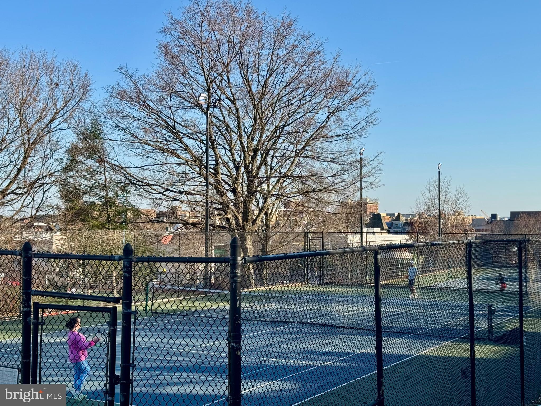 1812 Vernon St NW #24