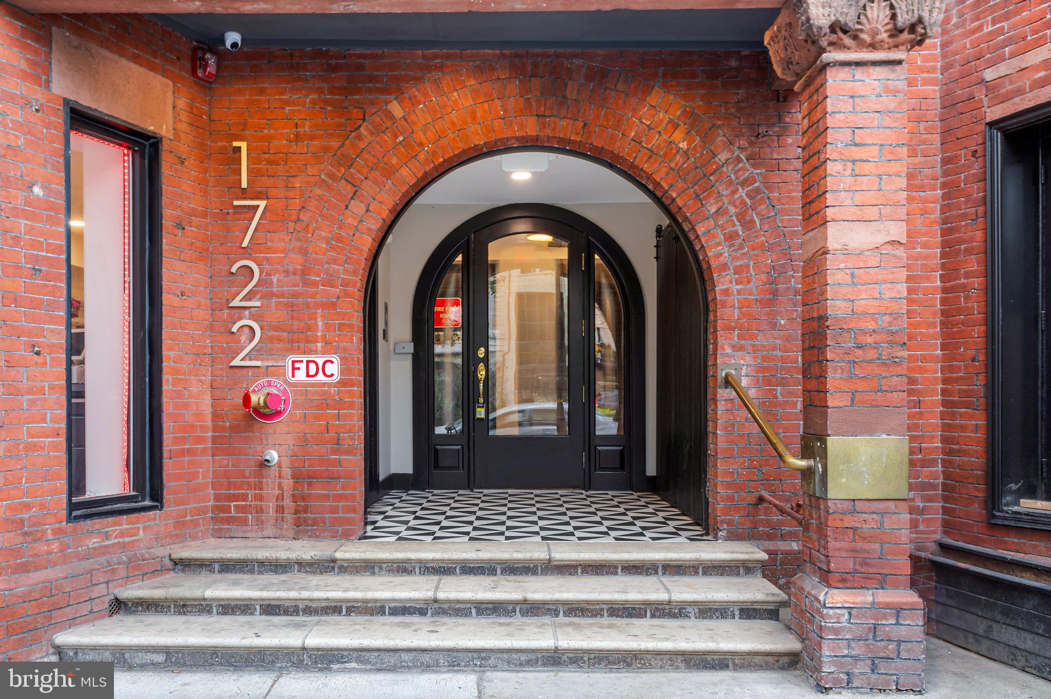 1722 CONNECTICUT AVENUE NW 4