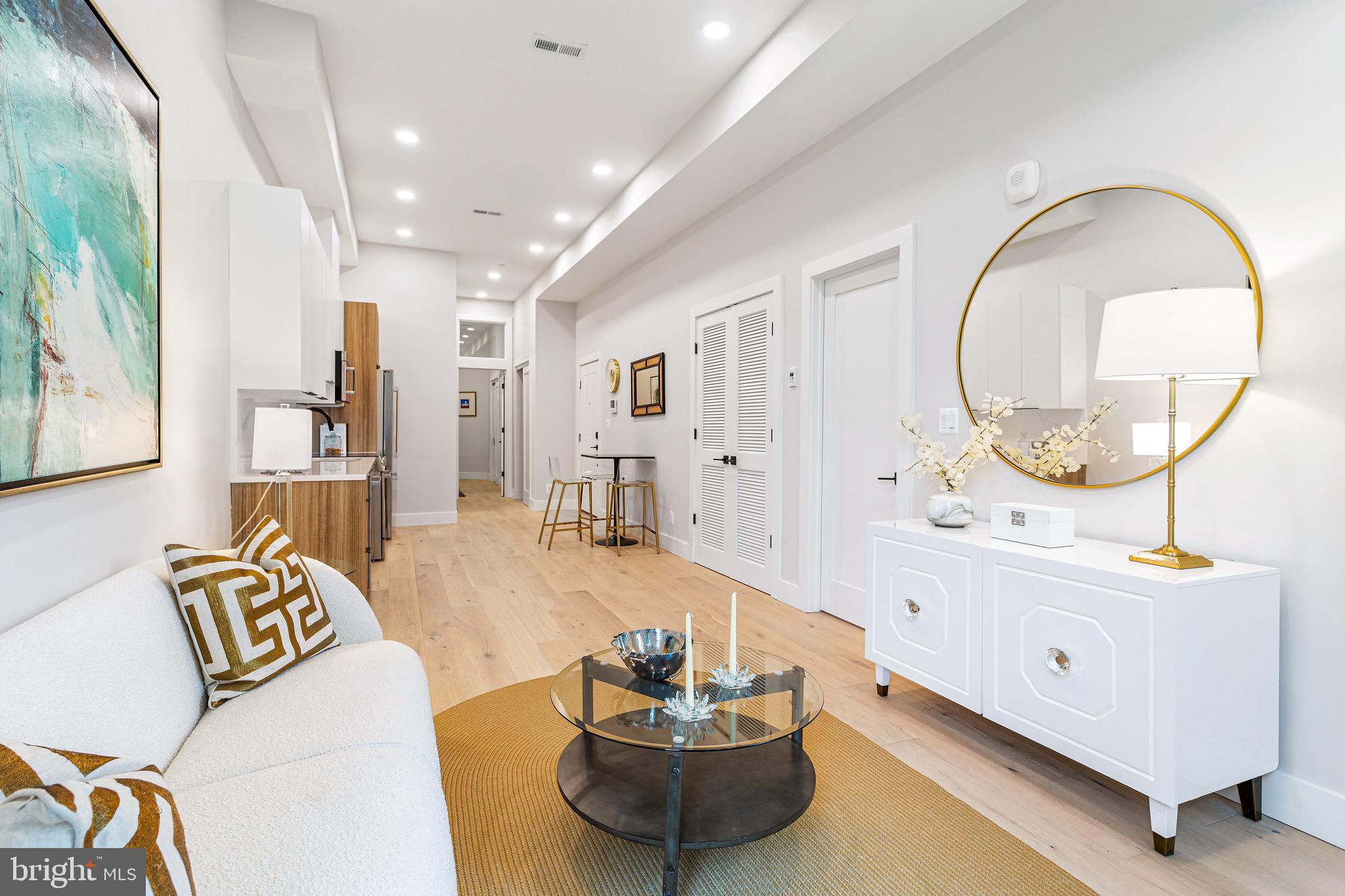 1722 CONNECTICUT AVENUE NW 4