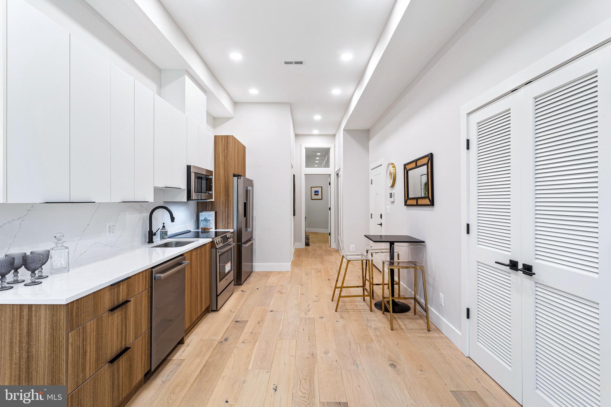 1722 CONNECTICUT AVENUE NW 4