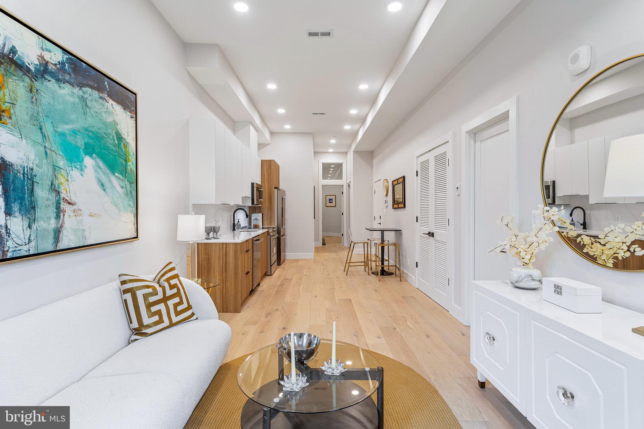 1722 CONNECTICUT AVENUE NW 4