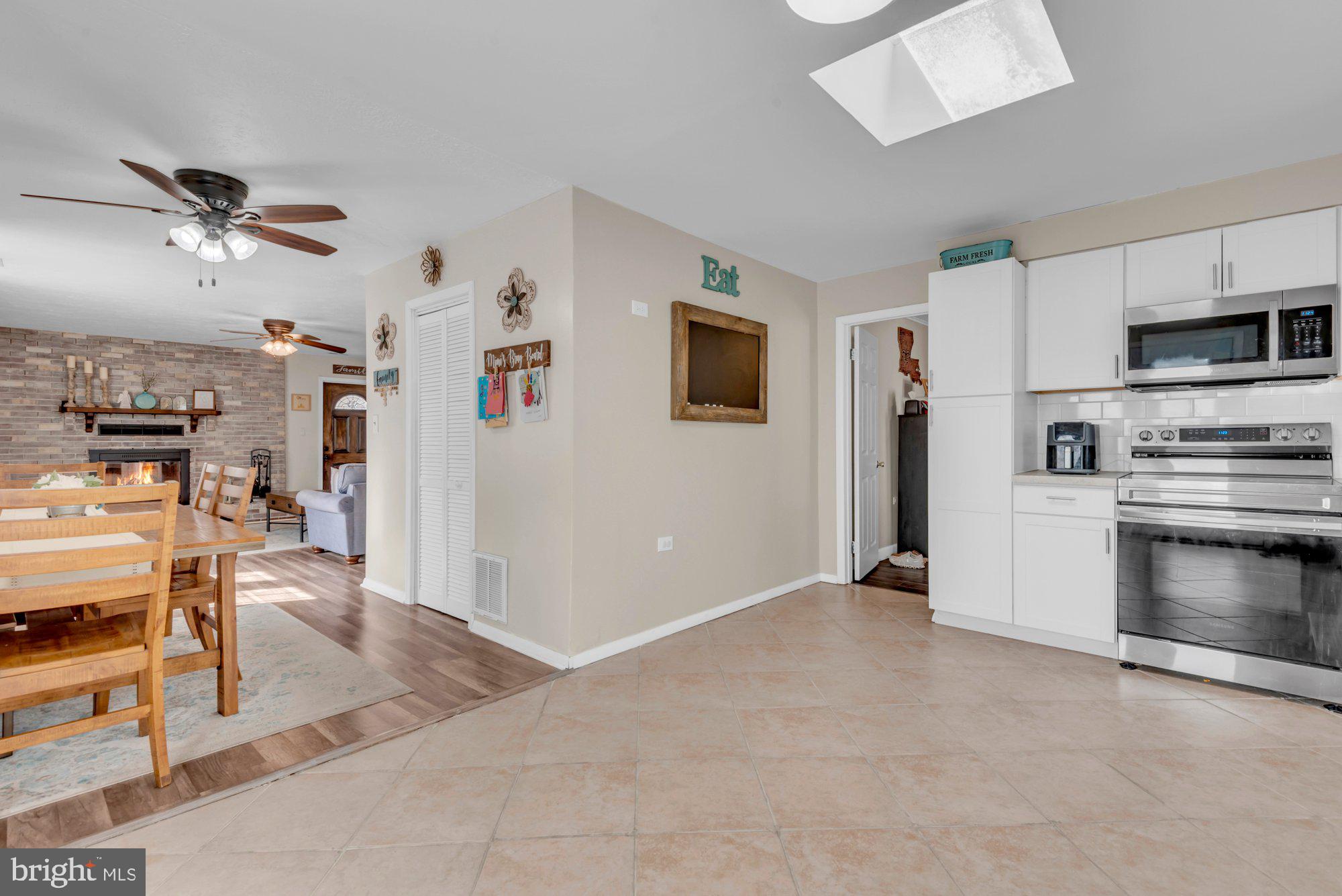 1514 JUPP ROAD