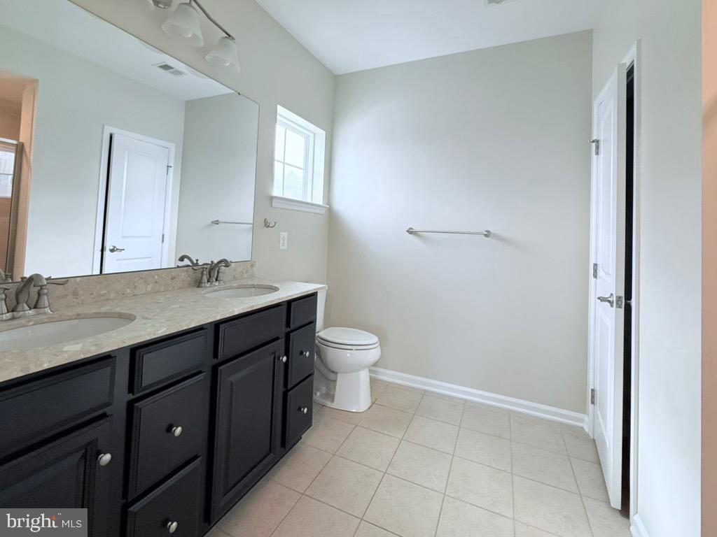 2121 JOHN STUART ROAD E