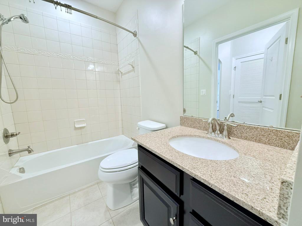 2121 JOHN STUART ROAD E