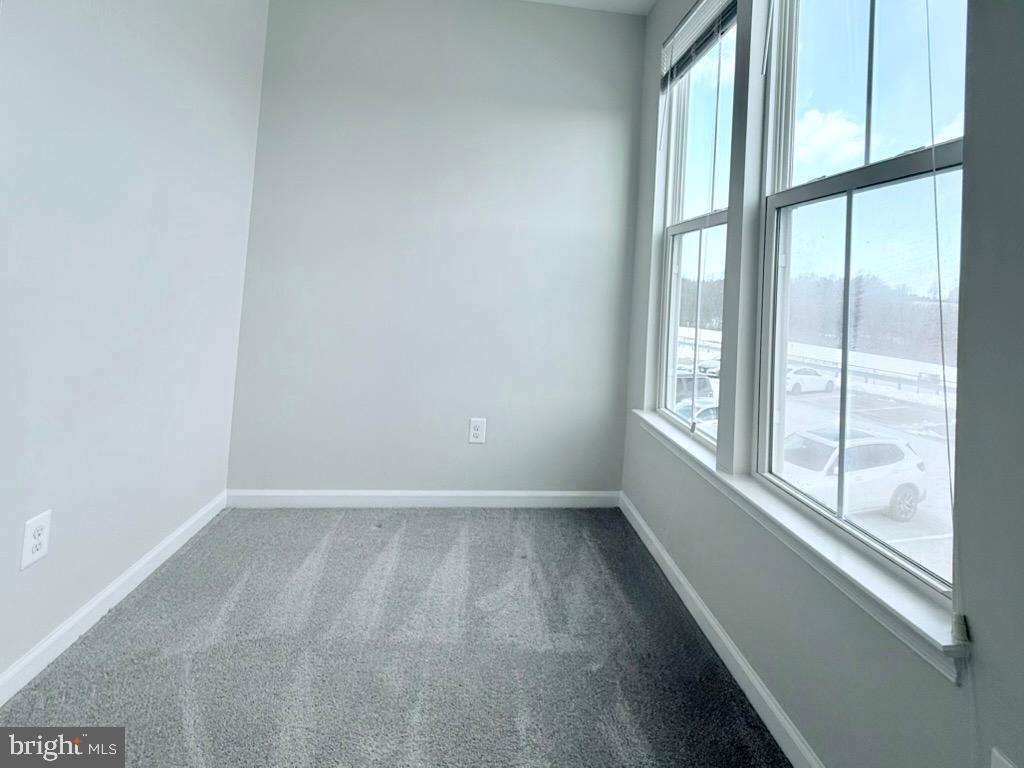 2121 JOHN STUART ROAD E