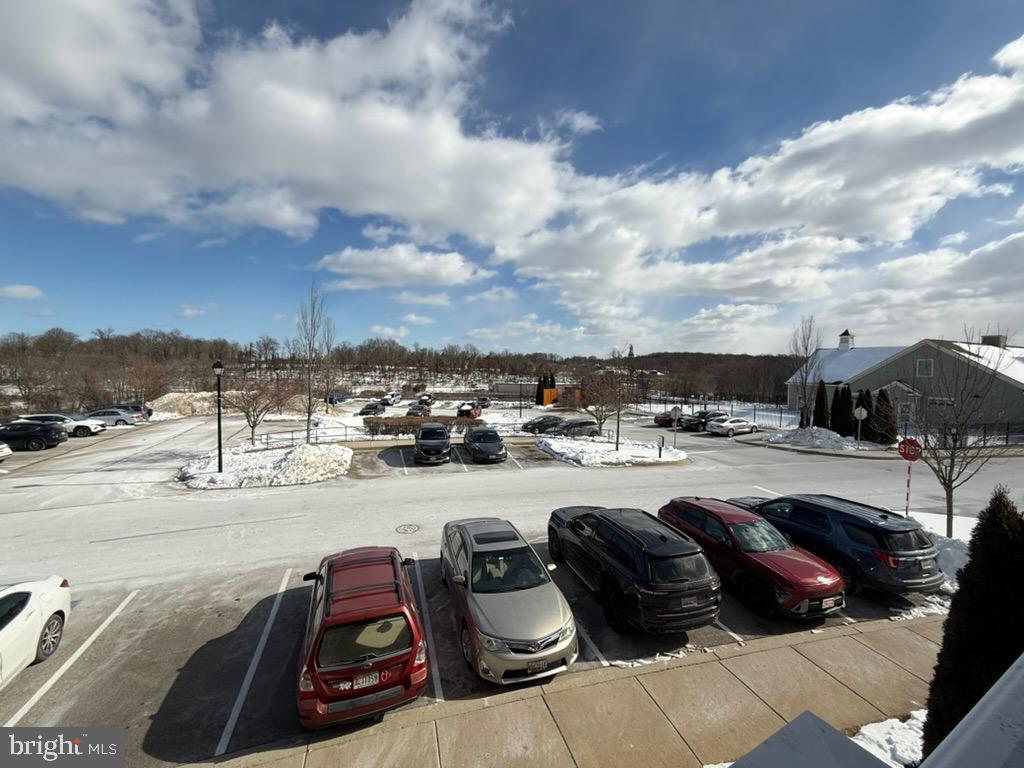 2121 JOHN STUART ROAD E