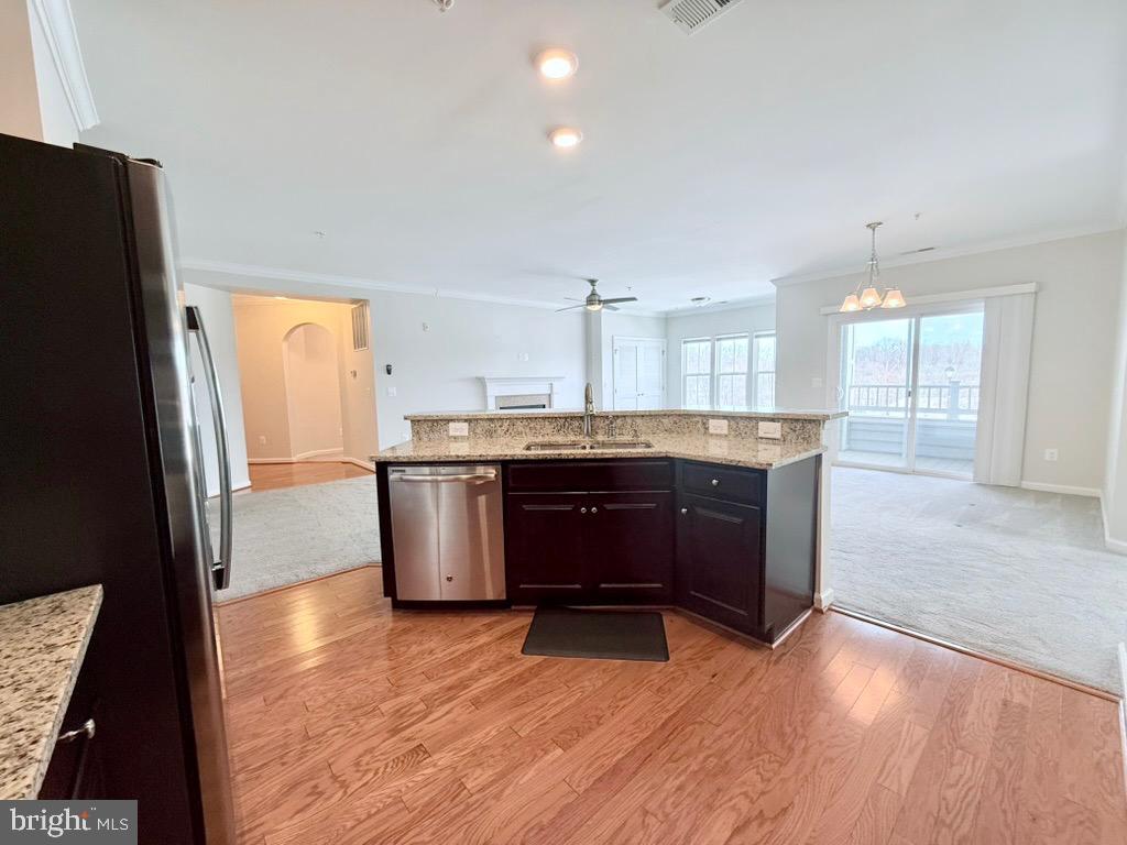 2121 JOHN STUART ROAD E