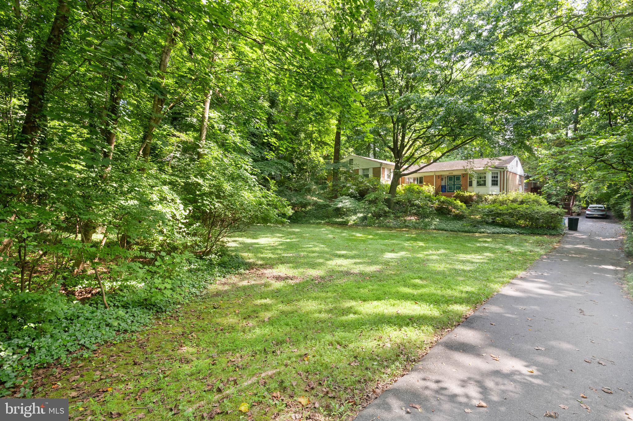 6804 Melody Ln