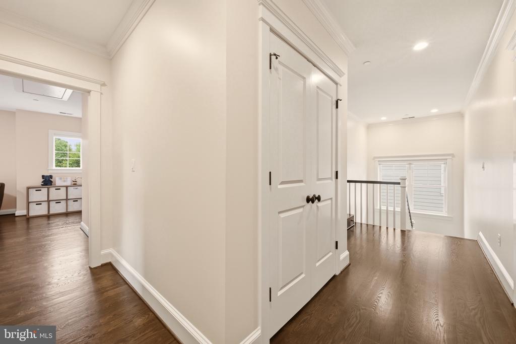 4415 COLCHESTER DRIVE