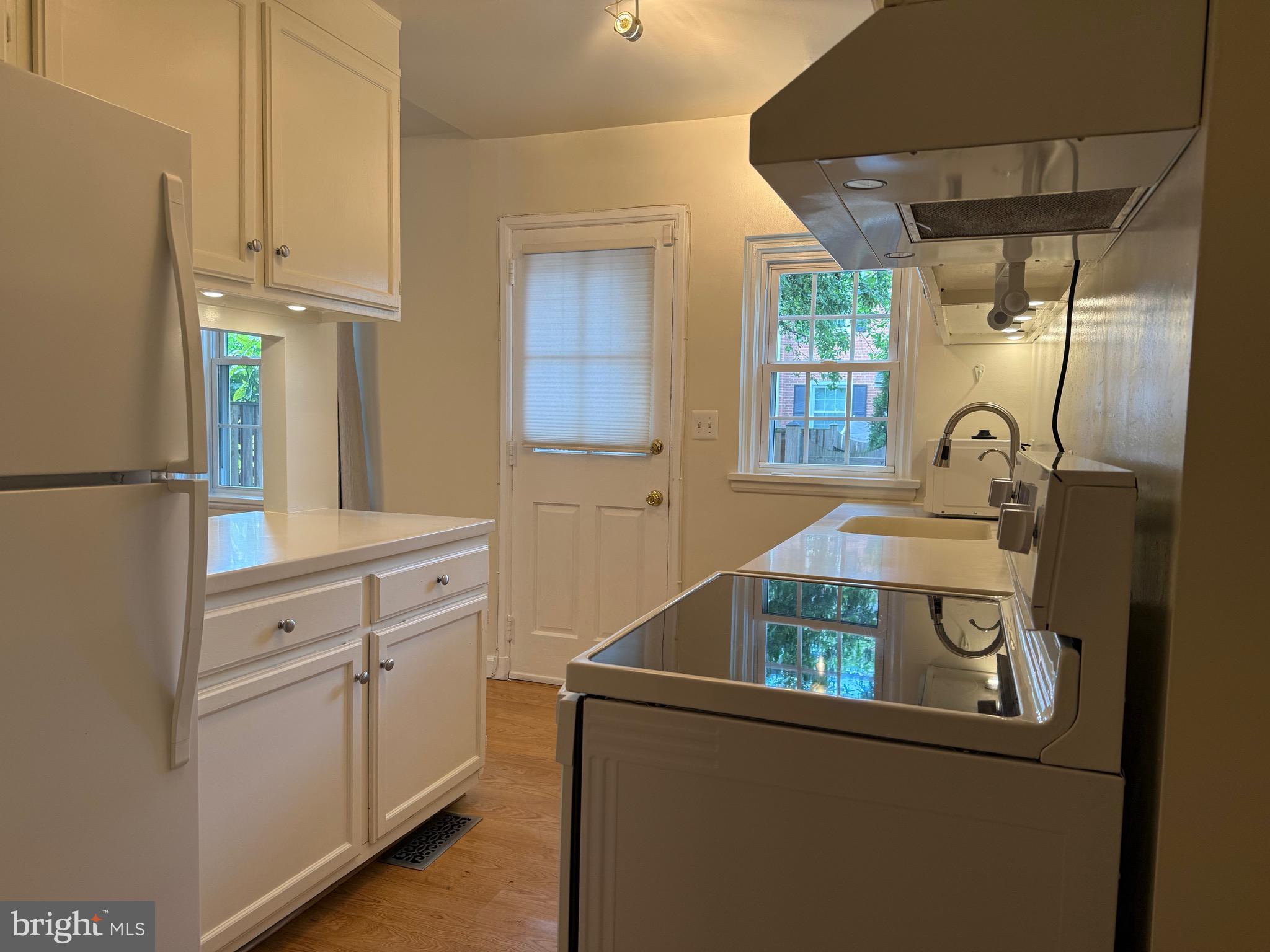 3461 S STAFFORD ST #A