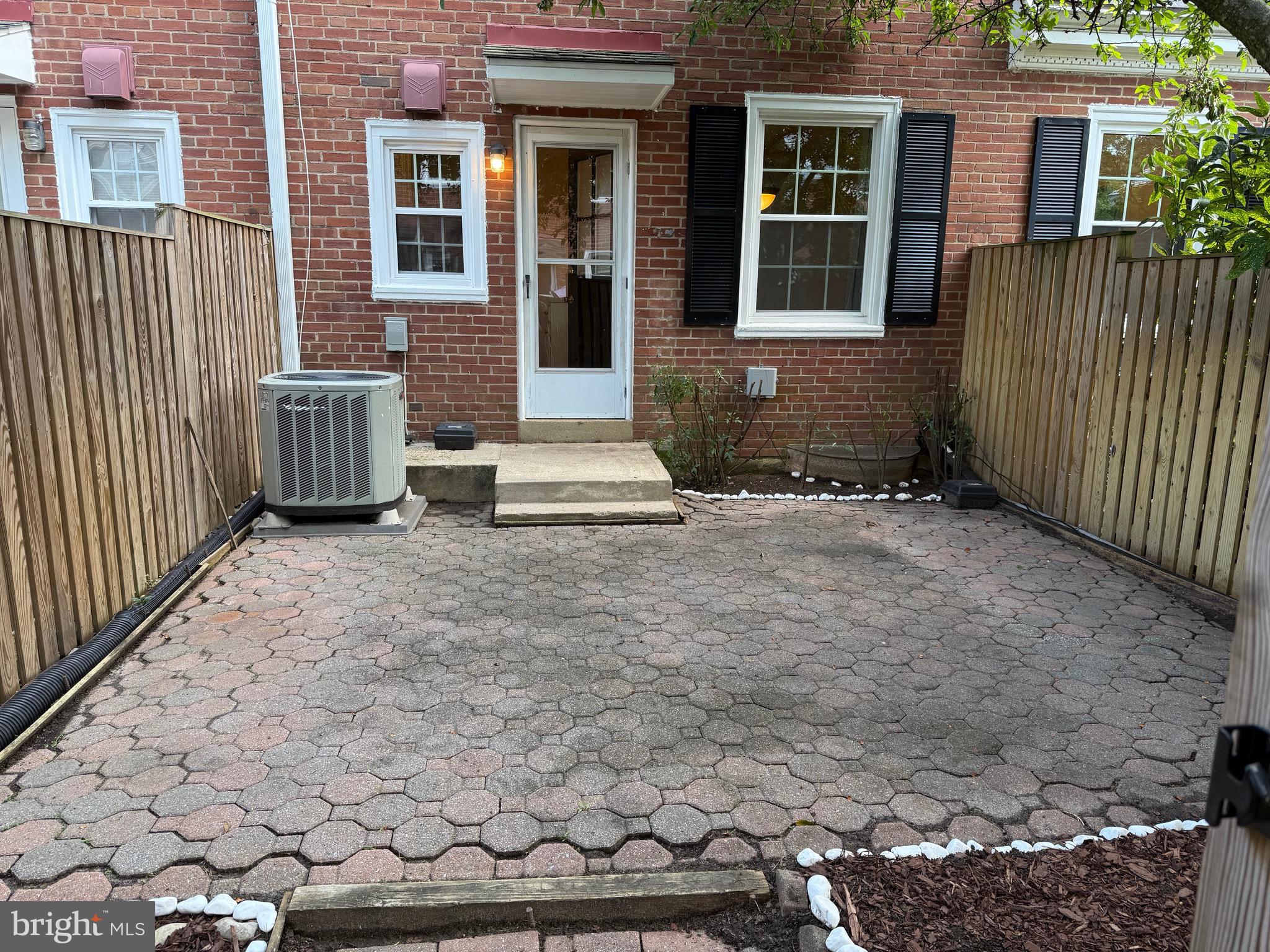 3461 S STAFFORD ST #A