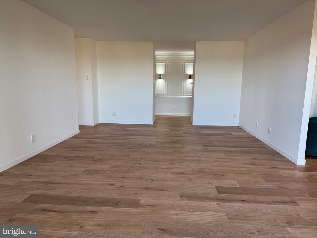 309 YOAKUM PARKWAY 1218