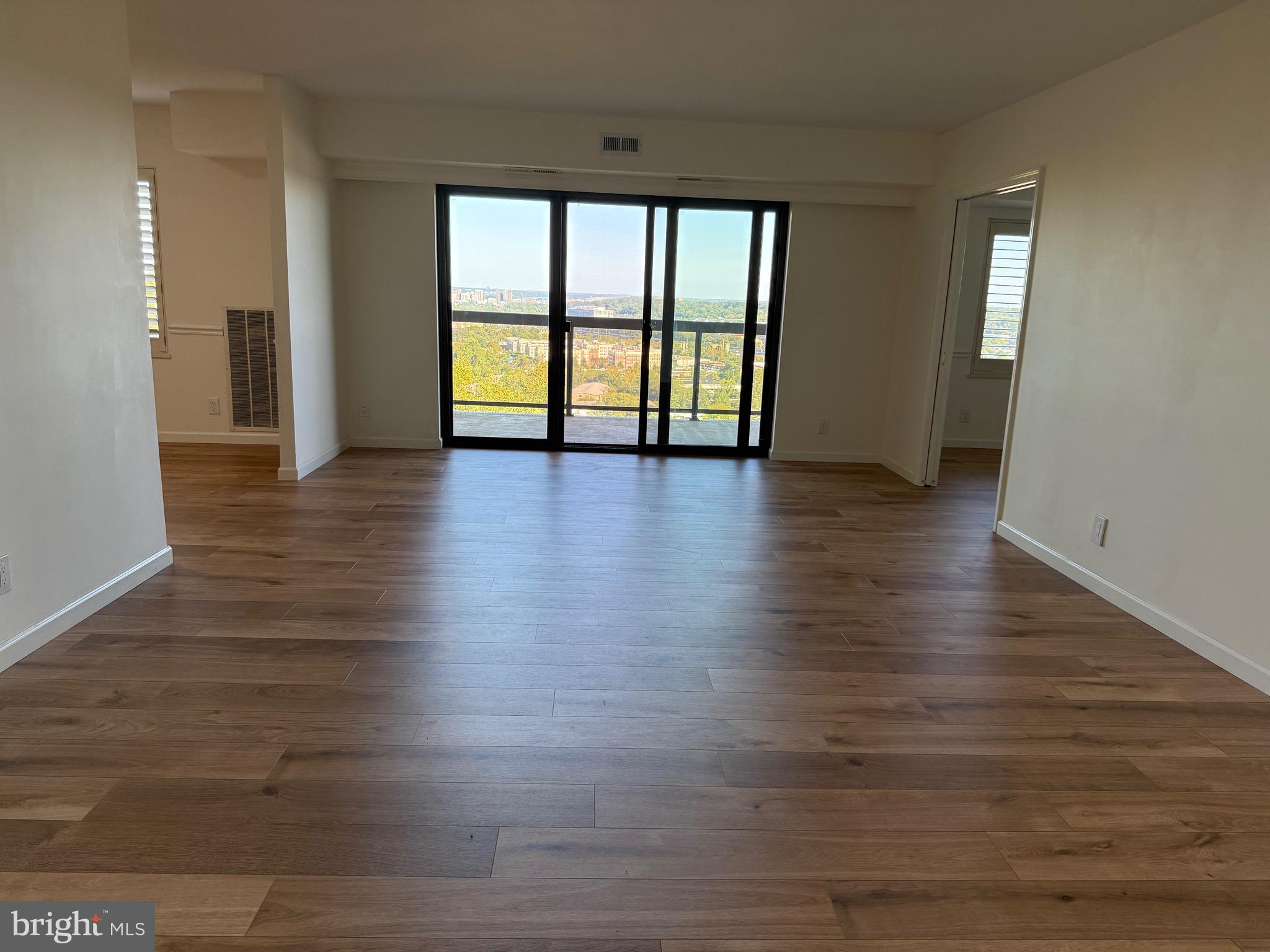 309 YOAKUM PARKWAY 1218