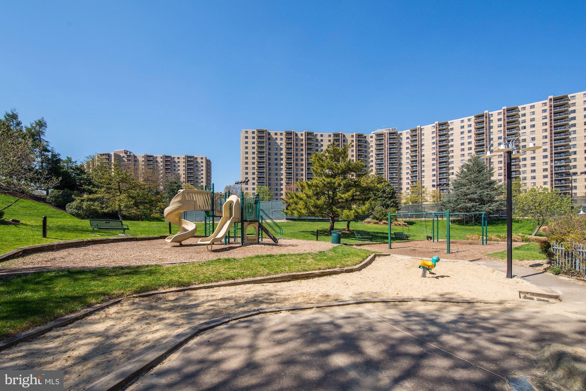309 YOAKUM PARKWAY 1218