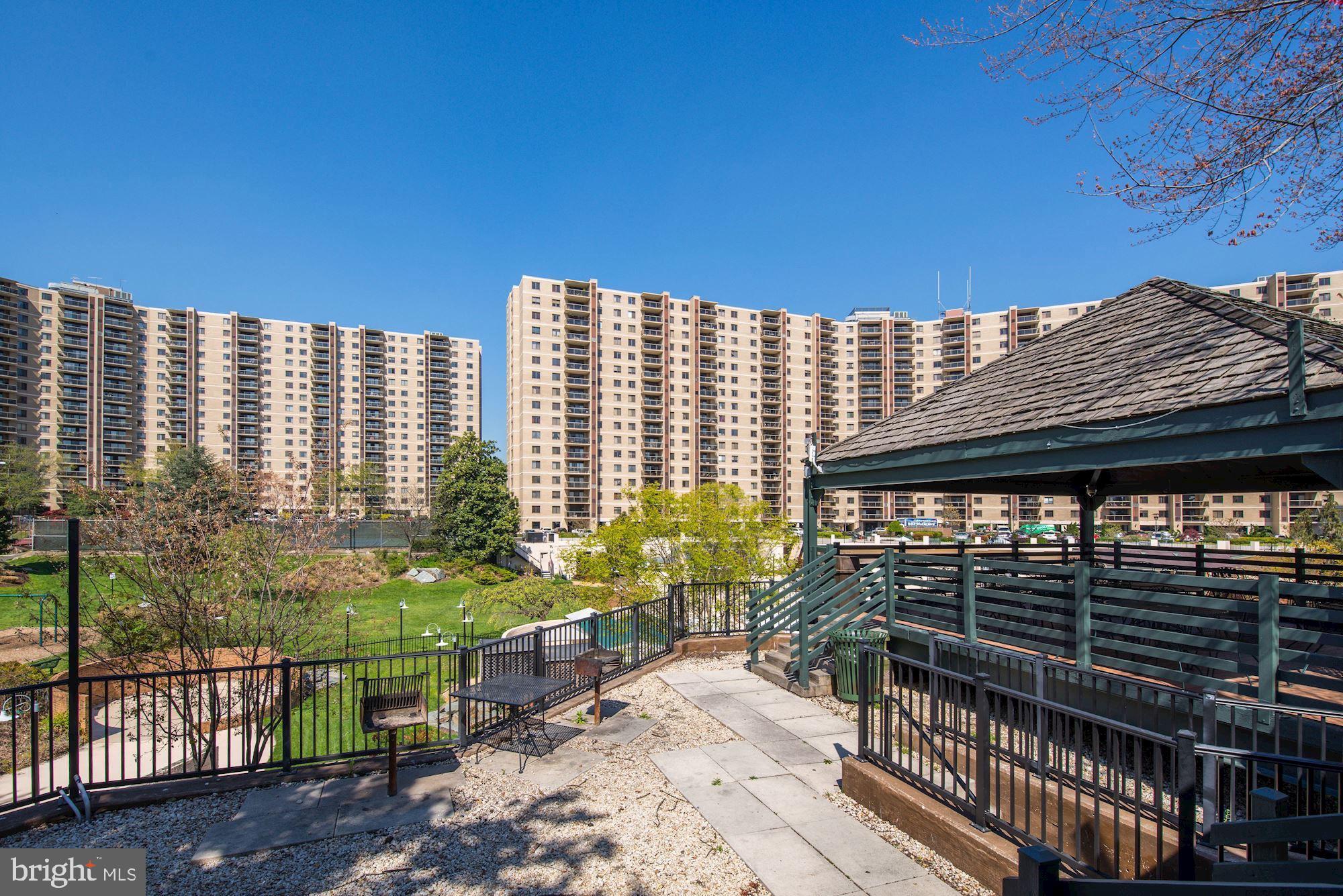 309 YOAKUM PARKWAY 1218