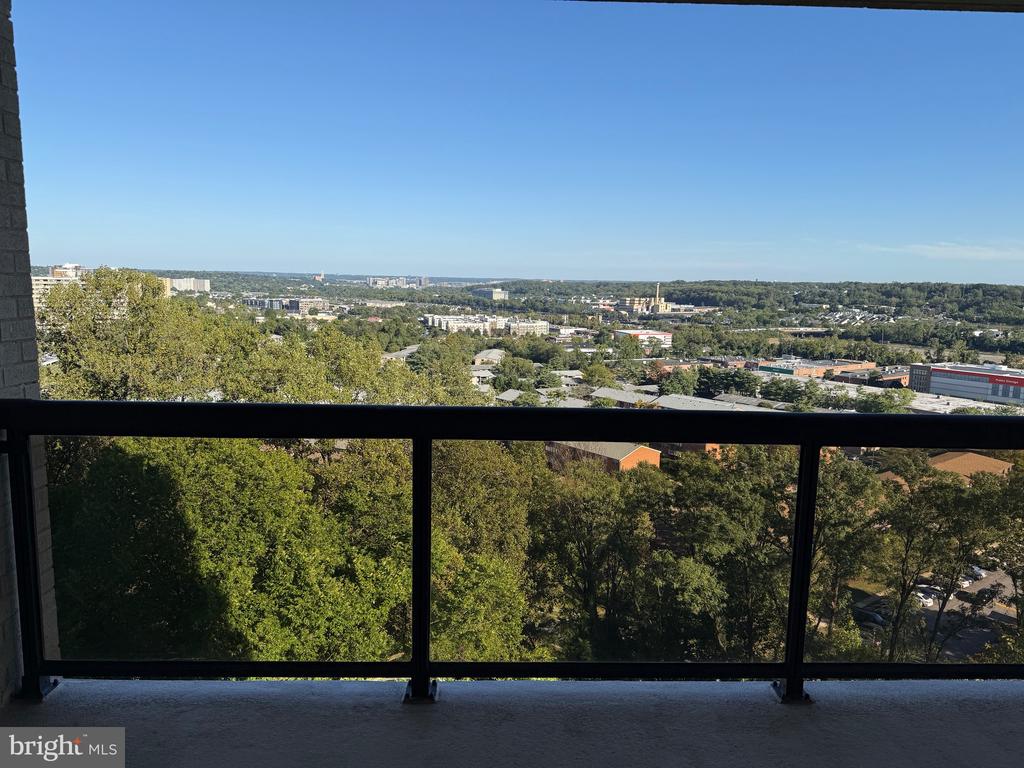 309 YOAKUM PARKWAY 1218