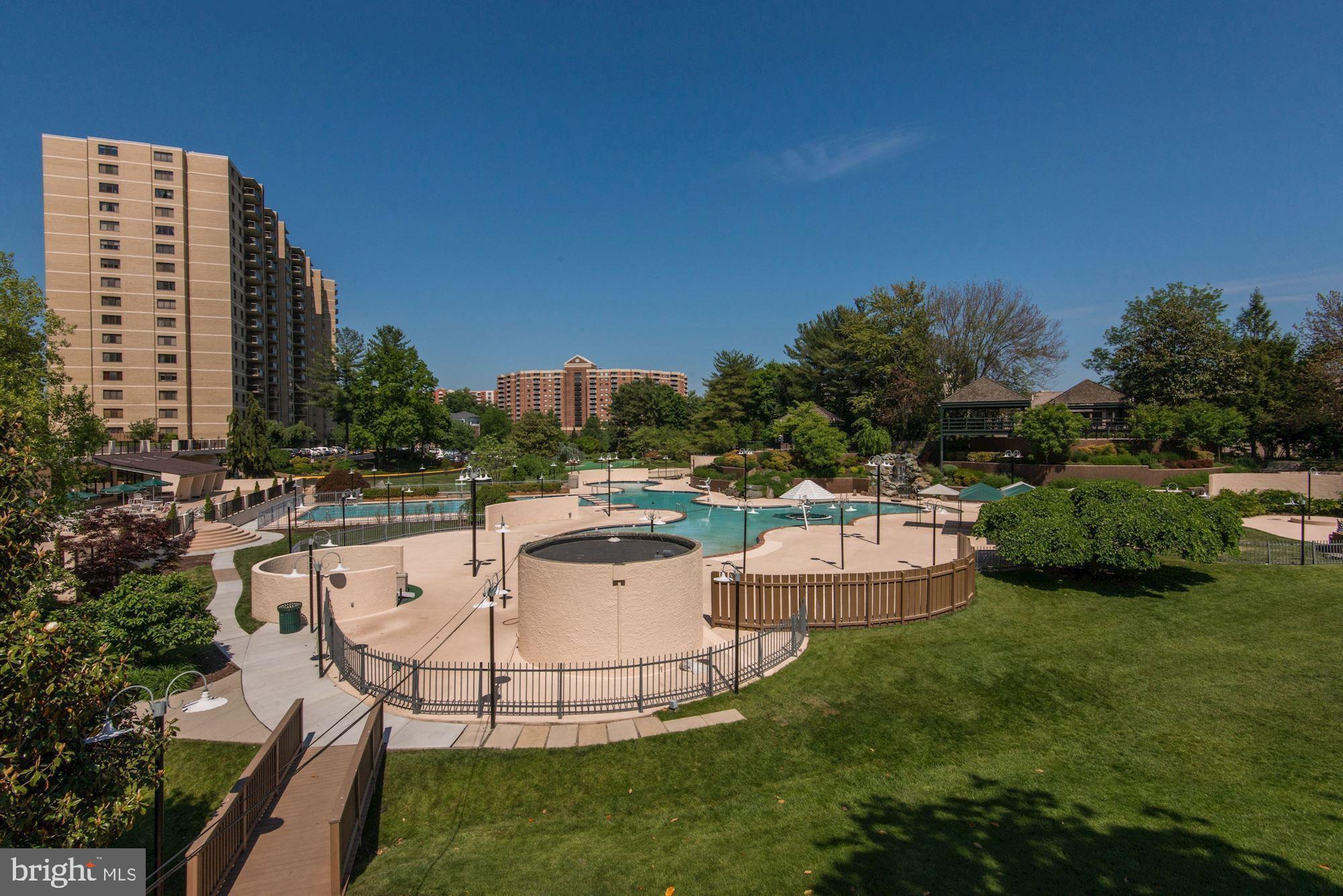 309 YOAKUM PARKWAY 1218