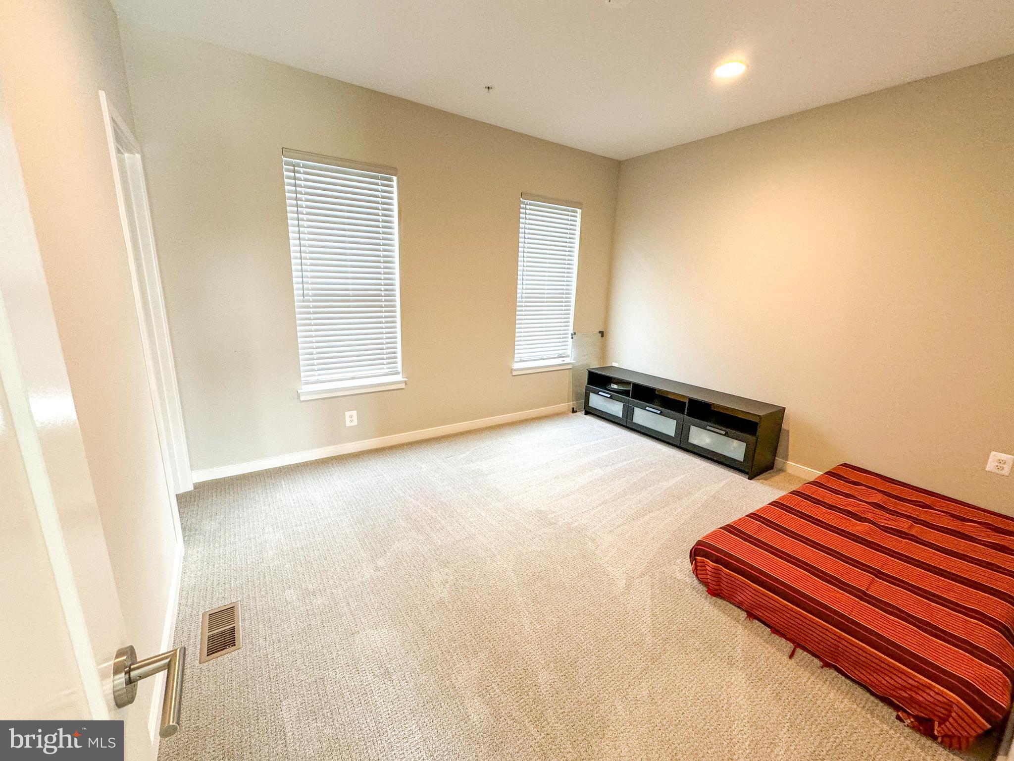 22950 CAMILLA SPRINGS SQ