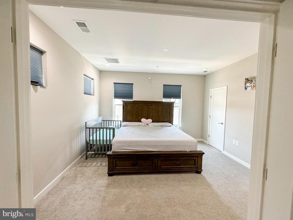22950 CAMILLA SPRINGS SQ
