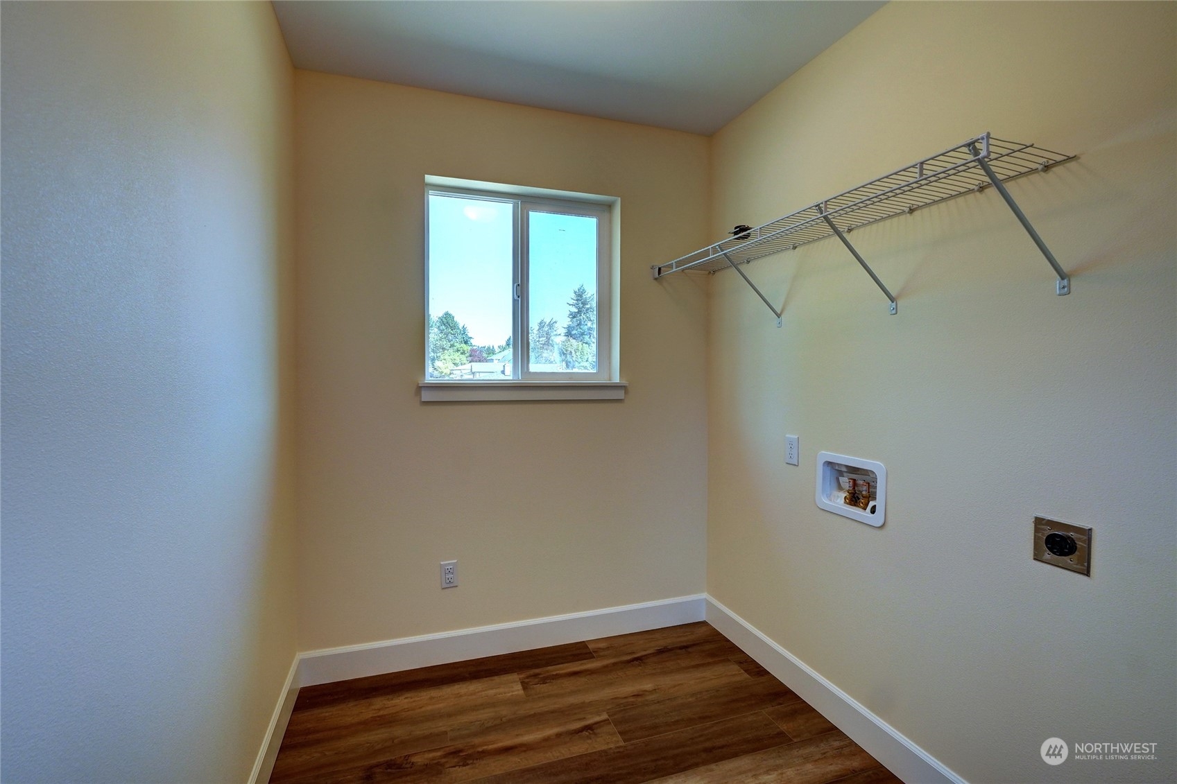 10705 36th Street E