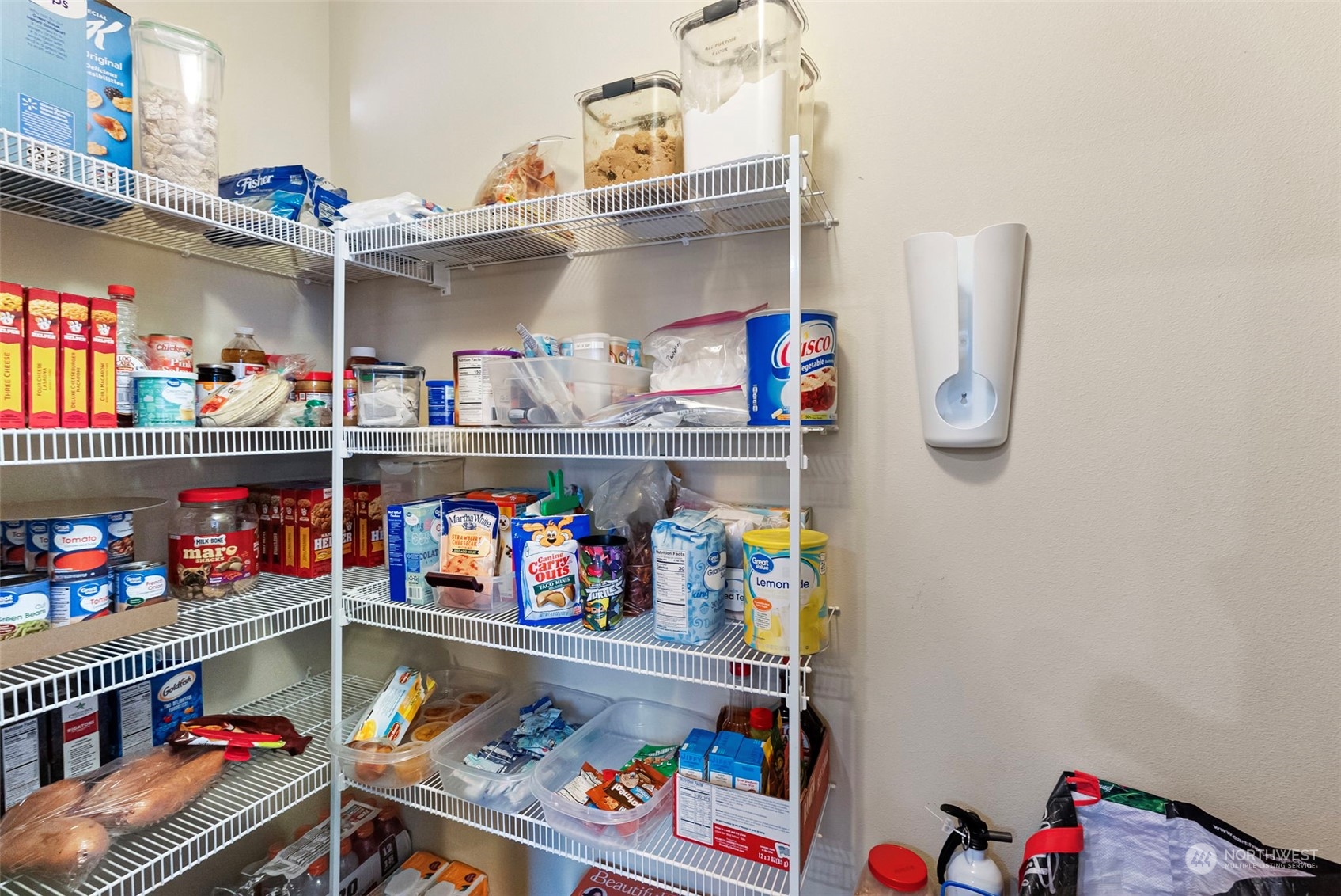 2728 SW Egret Street