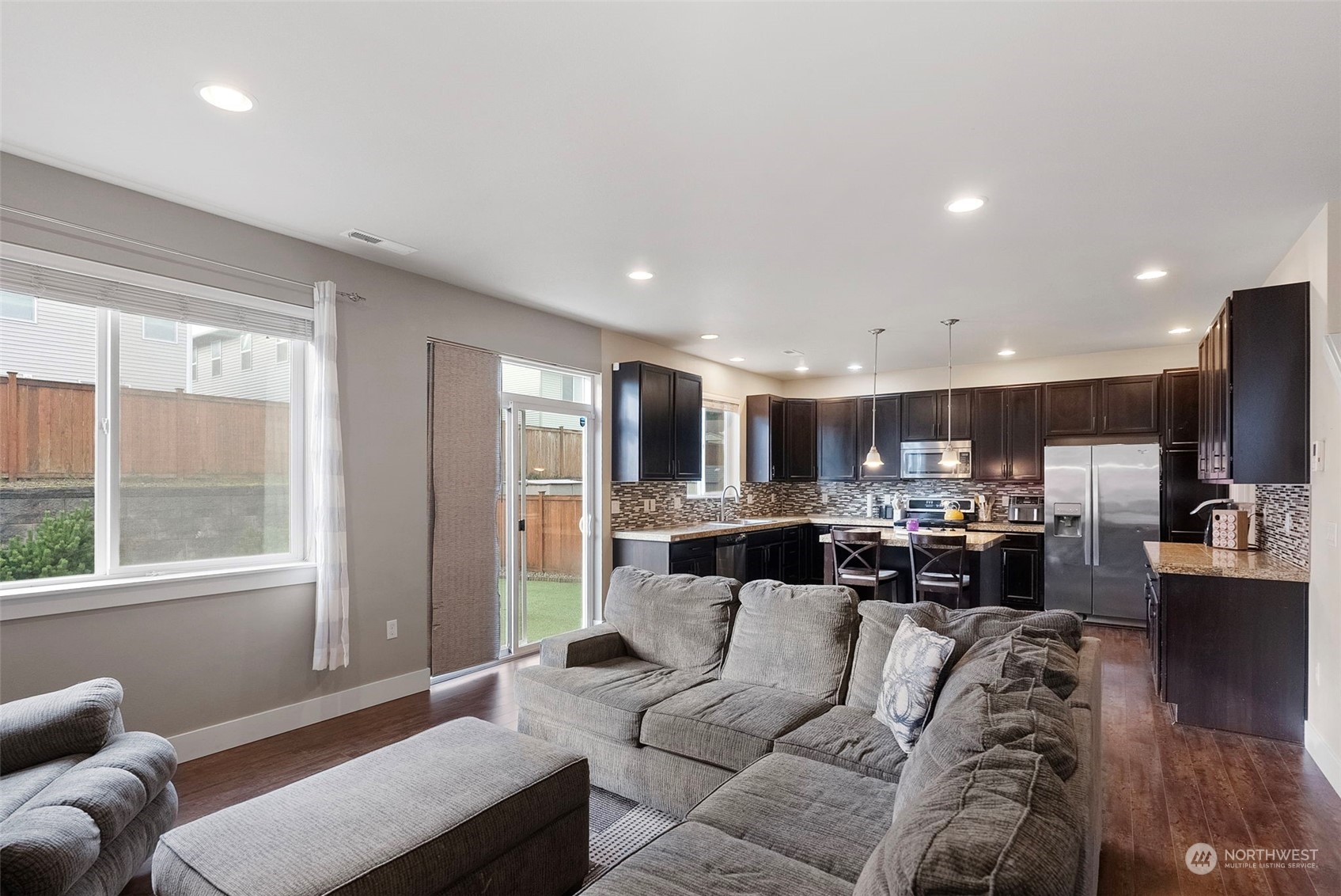 2728 SW Egret Street