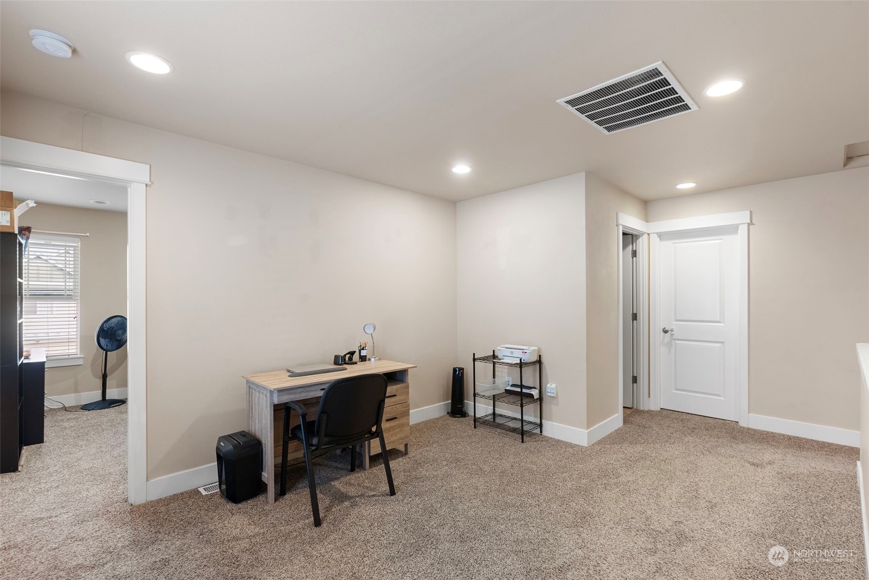 2728 SW Egret Street