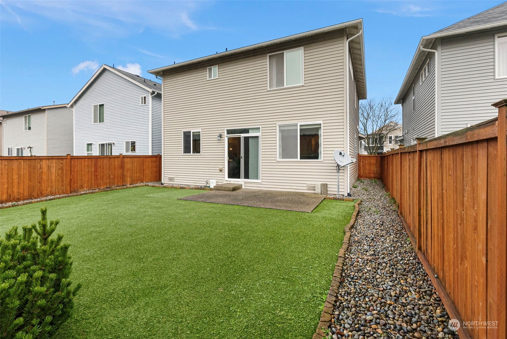 2728 SW Egret Street