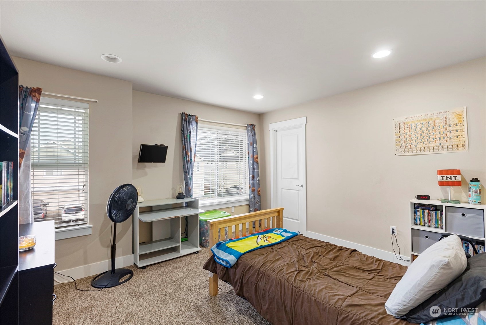 2728 SW Egret Street