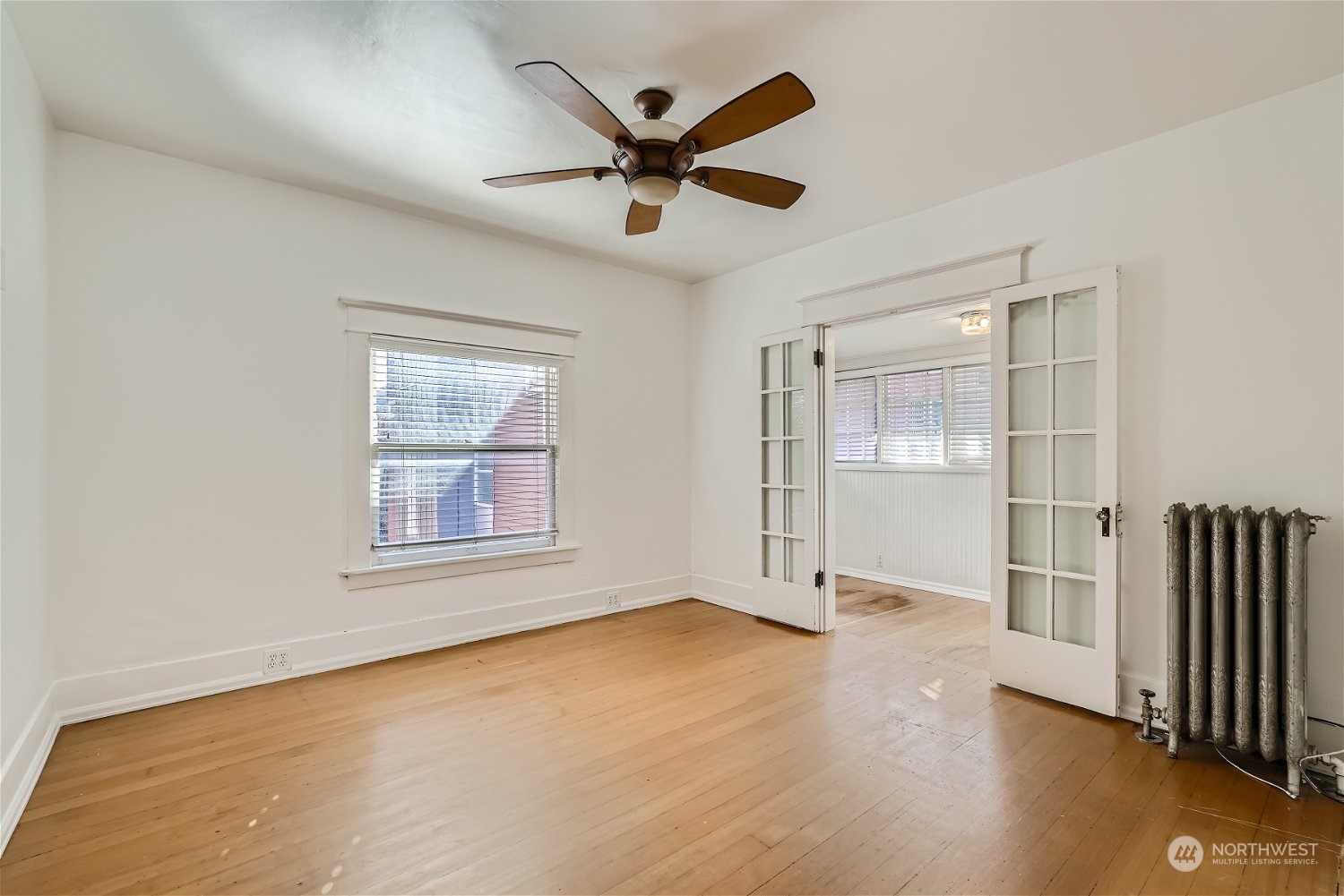 2323 Franklin Avenue E Unit: A & B