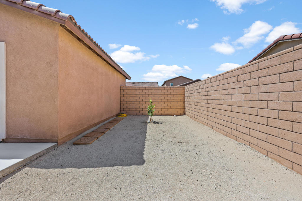 67415 Rio Plata Road