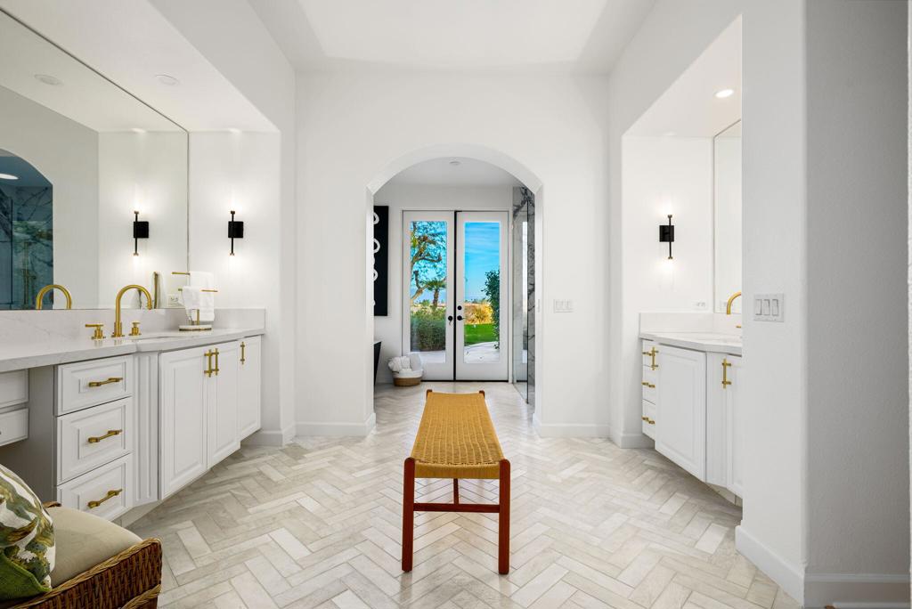 55540 Medallist Drive