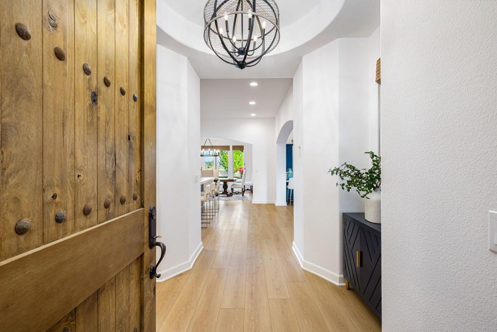 55540 Medallist Drive