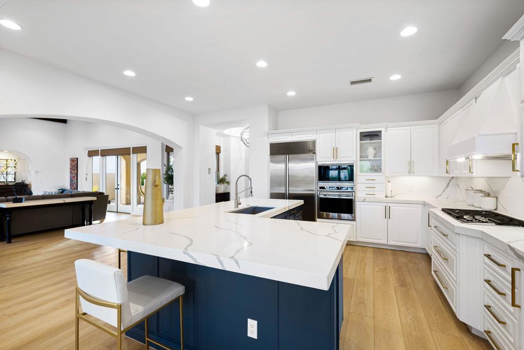 55540 Medallist Drive