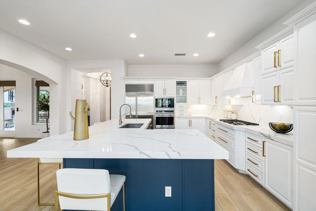 55540 Medallist Drive