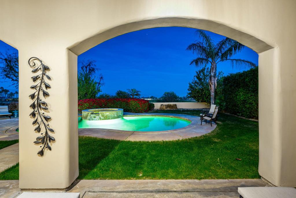 55540 Medallist Drive