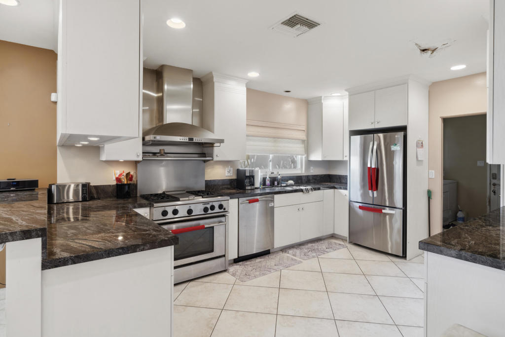 1165 Linda Vista Road
