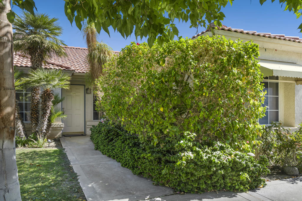 78710 La Palma Drive