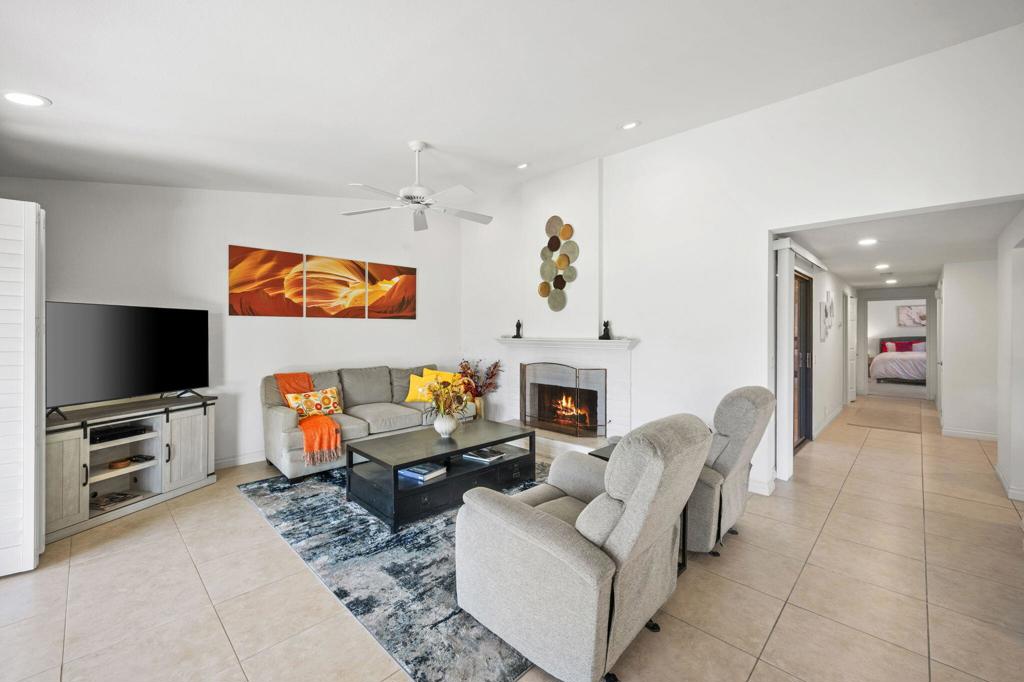 69 Camino Arroyo N N