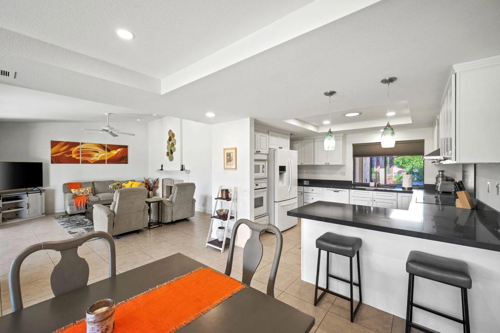 69 Camino Arroyo N N