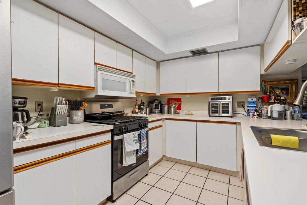 200 E Racquet Club Road 69