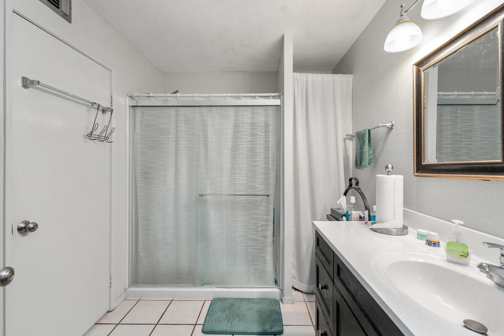 200 E Racquet Club Road 69