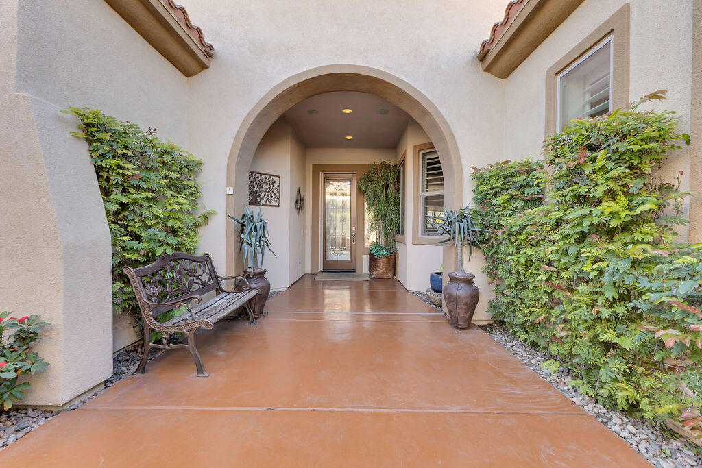 81367 Avenida Madrid