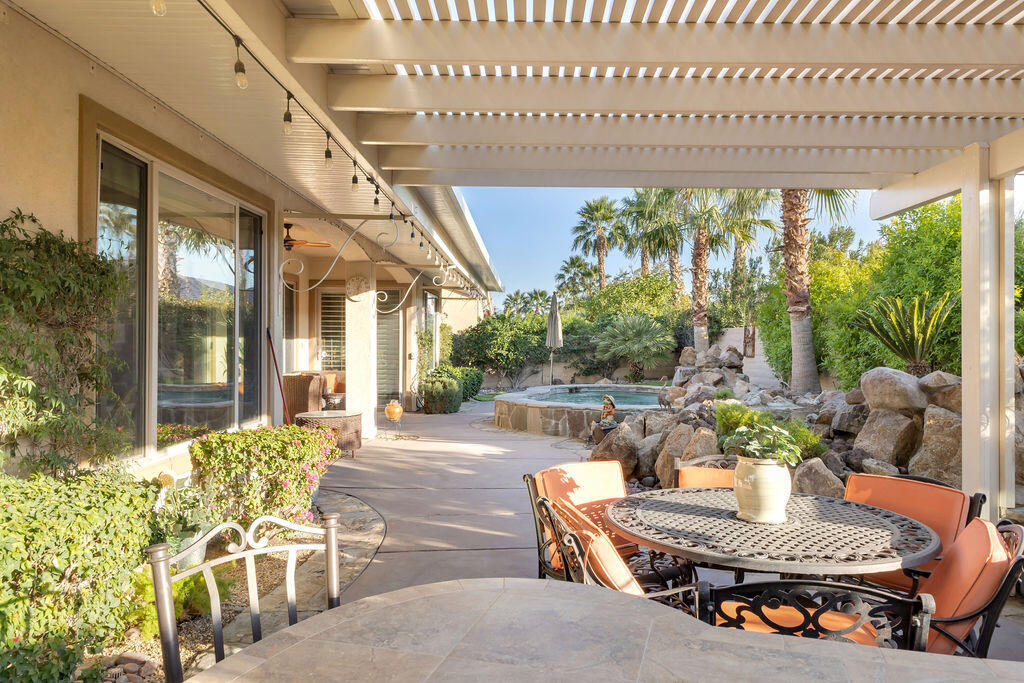 81367 Avenida Madrid