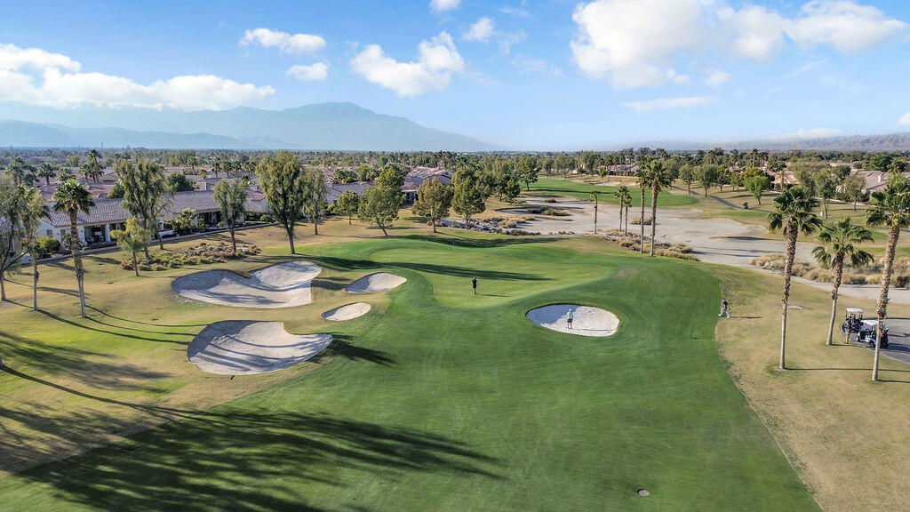 81367 Avenida Madrid