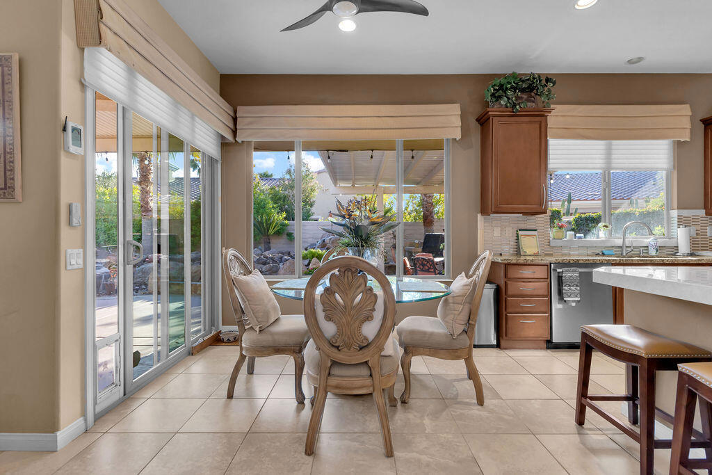 81367 Avenida Madrid