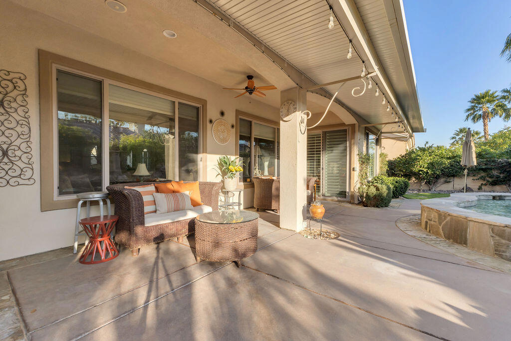 81367 Avenida Madrid