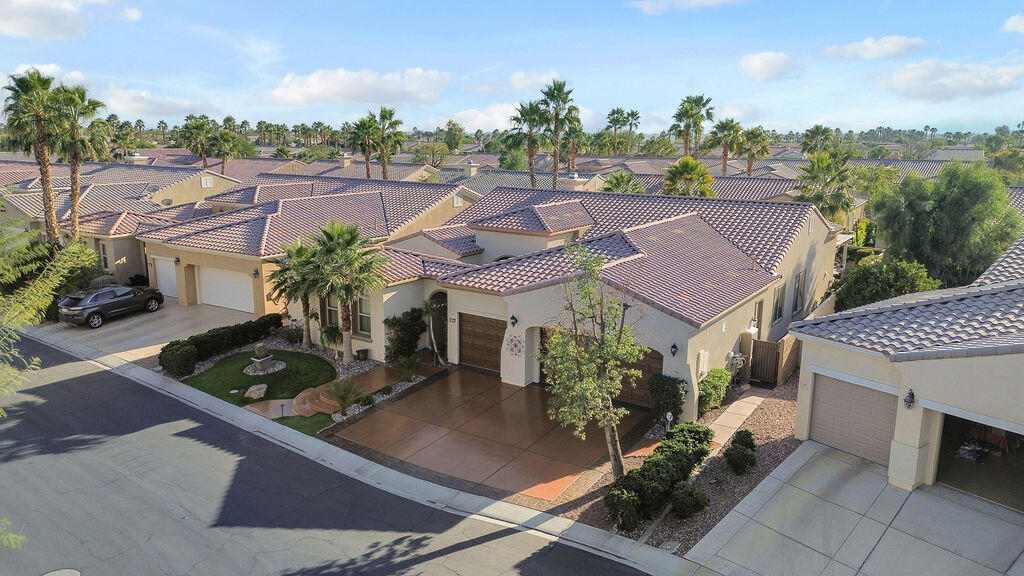 81367 Avenida Madrid