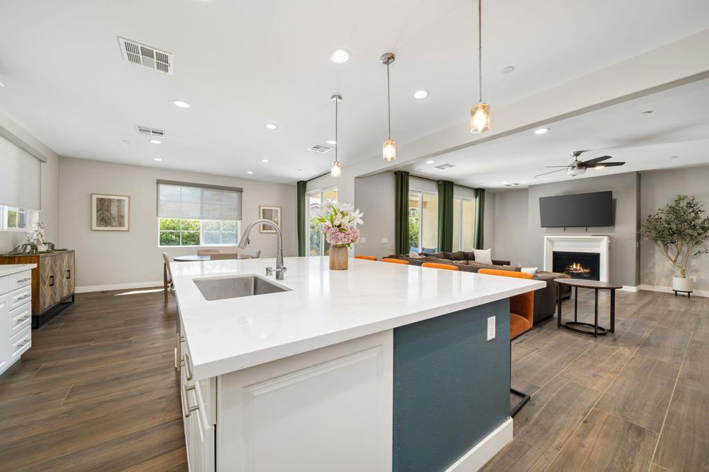 81855 Vida Bella Drive